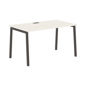 Стол прямой ELST 1380 1360х800х750 EDIS